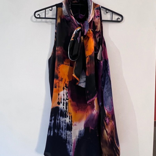 Full Circle silk halter-neck top like new, abstract print