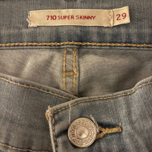 Levi's jeans 710 size 29 like new, medium-low rise, blue