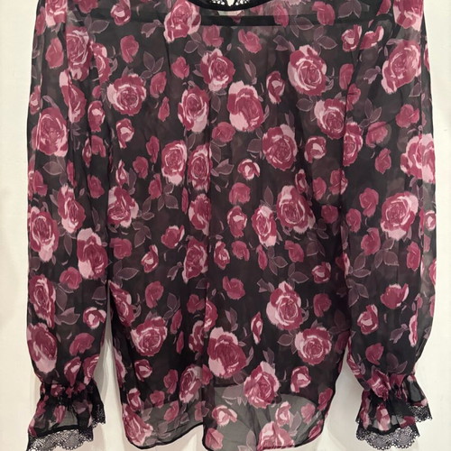 Attrattivo floral blouse size M like new, multicolor