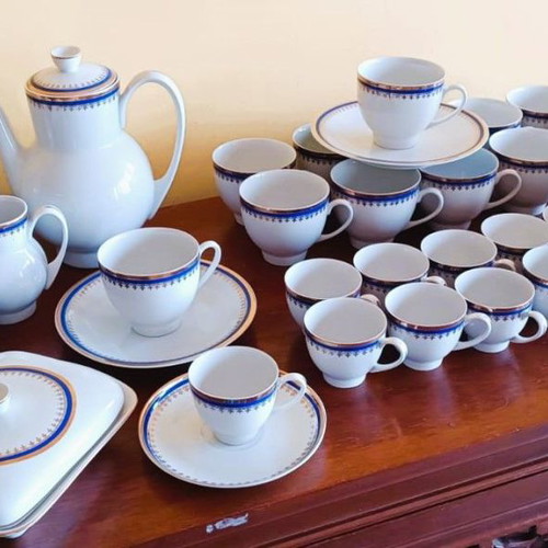 Cmielow coffee and tea set used, porcelain with gold finish
