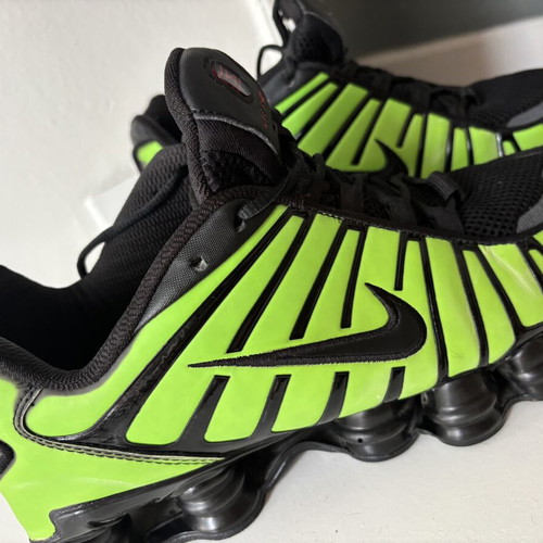 Nike Shox TL Heat Reactive sneakers size 44 like new, black
