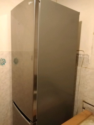 LG GBB72PZ7CN1 refrigerator freezer like new, Full No Frost, 2.03x0.59