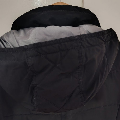 S.Oliver women's winter jacket used, black with detachable hood and belt, size XL