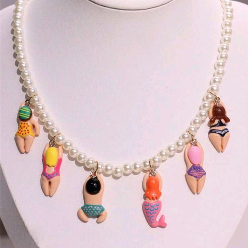 Necklace very light for special occasions, new, white and multicolored