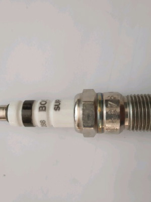 Bosch HR78 spark plugs new, pack of 3 without packaging