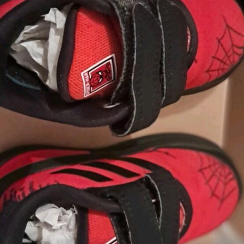 Adidas Spiderman kids sport shoes like new
