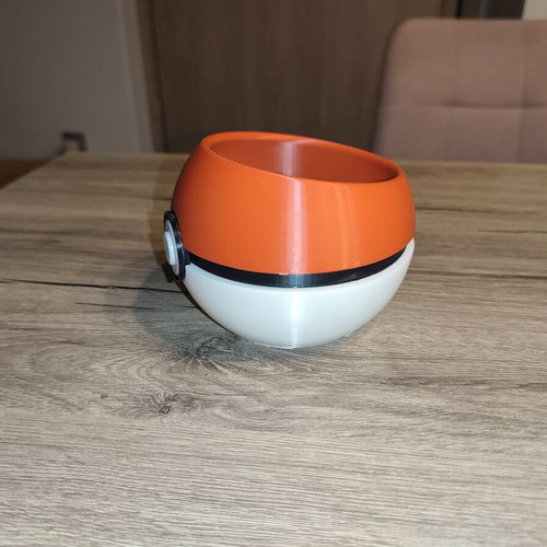 Poké Ball planter new, 3D printed PLA for small plants