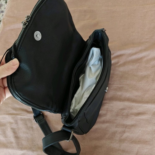 Black crossbody bag like new