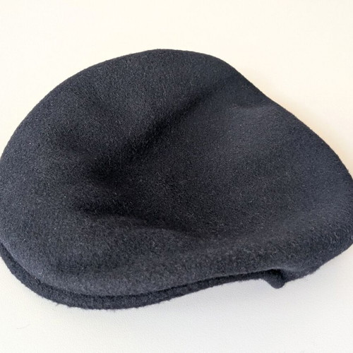 Kangol wool flat cap like new, medium, dark blue
