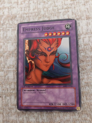 Yu-Gi-Oh карта Empress Judge