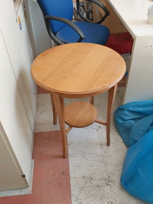 Wooden coffee table like new