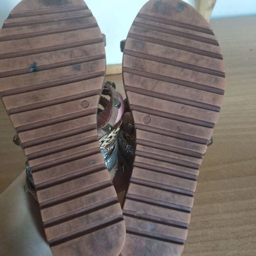 Women's sandals like new, size 37, multicolor with unique design