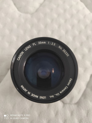 Canon FL 35mm f2.5 vintage wide-angle lens