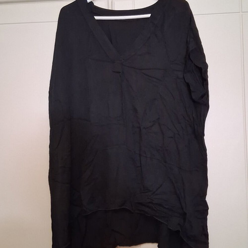 Shirt black comfortable V-neck asymmetrical hem like new