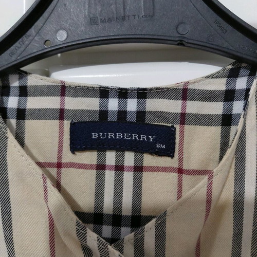 Burberry baby dress like new with classic check pattern