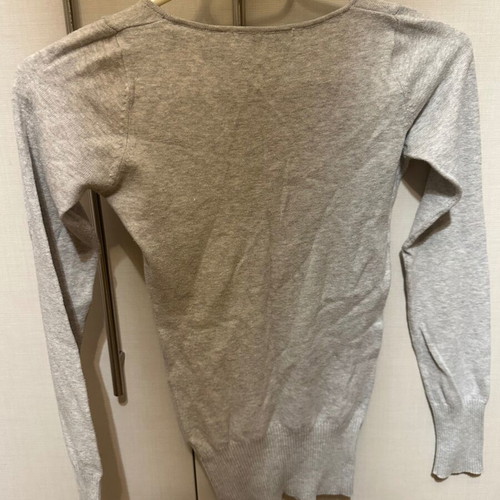 Tally Weijl long-sleeve top with V like new, gray