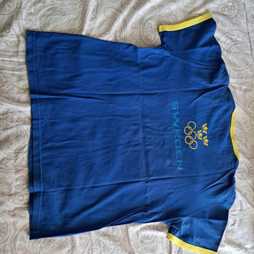 Athens 2004 Olympic Games Authentic Staff and Athlete Clothing Like New