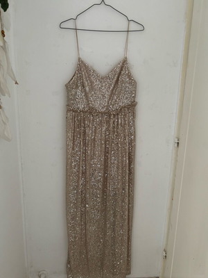 Sparkling pink-nude dress like new, size L