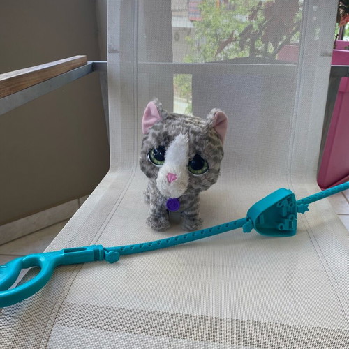 Hasbro Furreal Walkalots Big Wags Cat like new