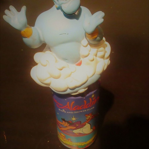 Aladdin Disney Bath Foam with Genie Figure new, 90s