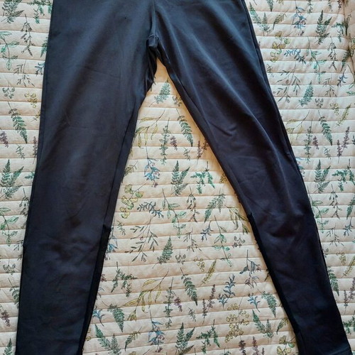 Admiral sports leggings like new, size M, black and gray