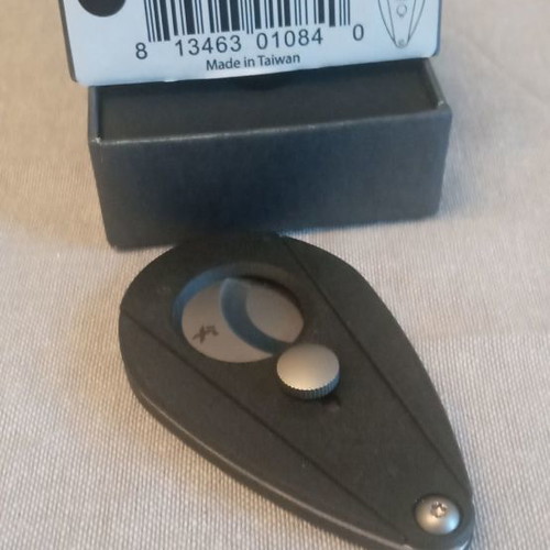 Xikar xi2 cigar cutter used, straight cut type