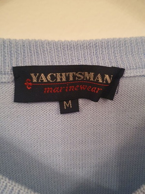 Light blue pullover sweater, size M