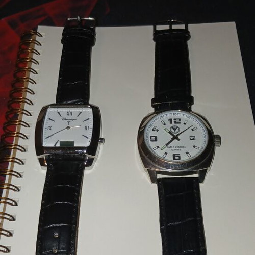 Vintage wristwatches like new, various models from World War II, non-working