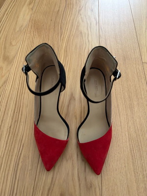 Zara suede pumps used, tricolor red, black, beige, ankle strap, 9cm heel