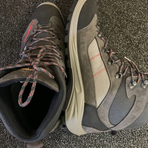 La Sportiva Cornon GTX Hiking Boots like new, gray, size 47