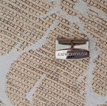 Burberry cufflink authentic like new, single piece