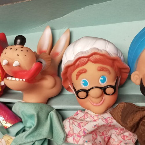 Ideal Bebé Guinol puppet theater doll set 1990 new