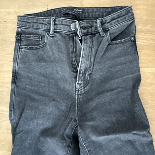 Stradivarius black faded jeans, size S