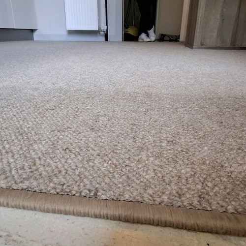 Wool rug light brown like new 270cm × 290cm