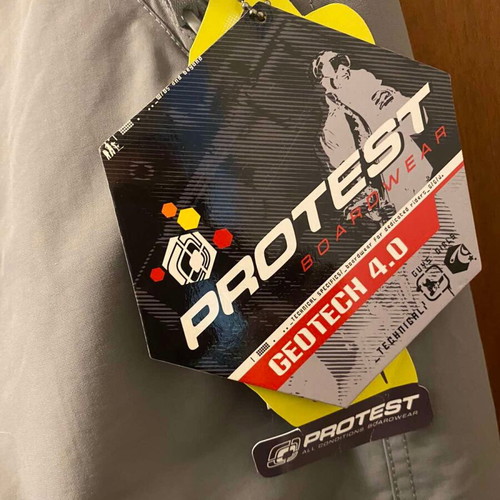 Protest Scandal 05 Jr. Ski Pants new, women's size 176/Small