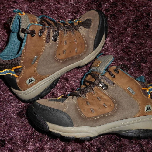 Clarks GTX Gore Tex daily shoes used, size 37, brown