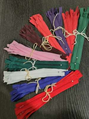 Zippers new, pack of 50 pieces, 18 cm and 20 cm, assorted colors