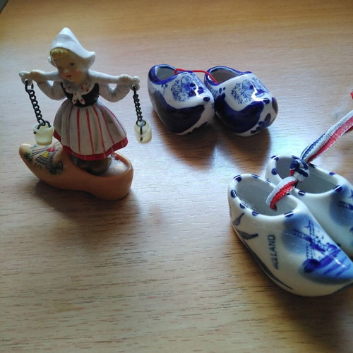 Holland miniature collection like new