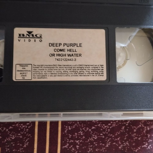 VHS tapes used, pack of 6 classic rock concerts and documentaries