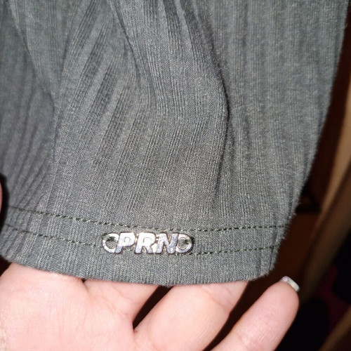Paranoia green top like new, size M