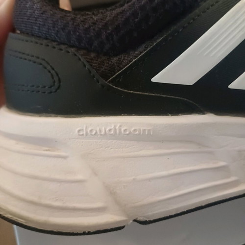 Adidas Cloudfoam athletic shoes like new, size 45, black