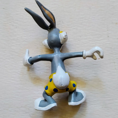 WarnetBros figure