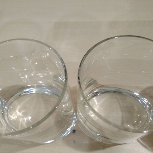 Whiskey Glasses set of 8 like new, collectible
