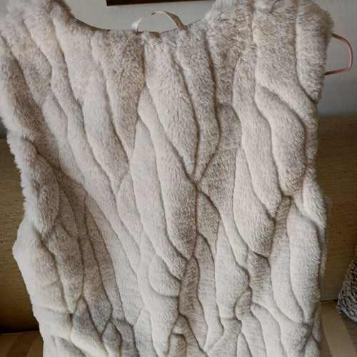 Fur vest kids new Zara beige for 13-14 years old