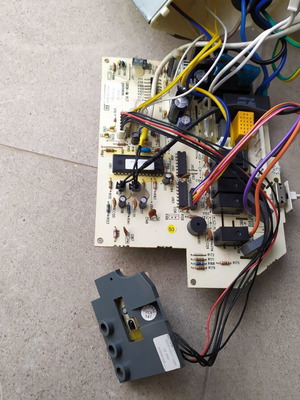 Firstline Gree Air-Condition Electronic Board used, no remote