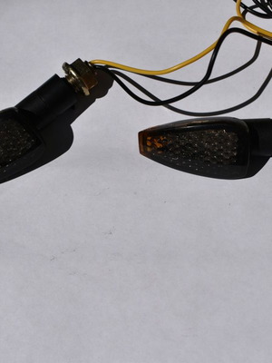 Led flash φλασάκια καινούργια, 2 τεμάχια μαύρα
