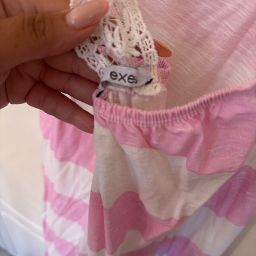 Maxi dress used with embroidery on the back, white and pink