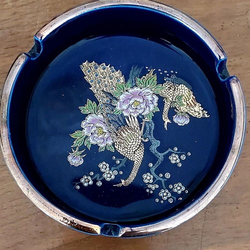 Vintage Japanese Kutani Porcelain Ashtray like new