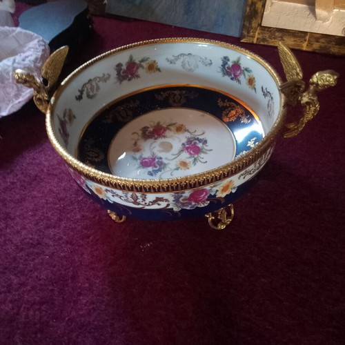 Bavarian fruit bowl with porcelain and copper details