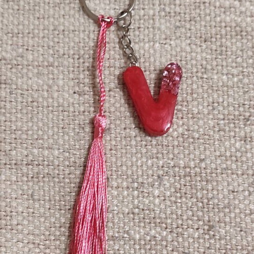 Handmade keychain with resin letter V and tassel